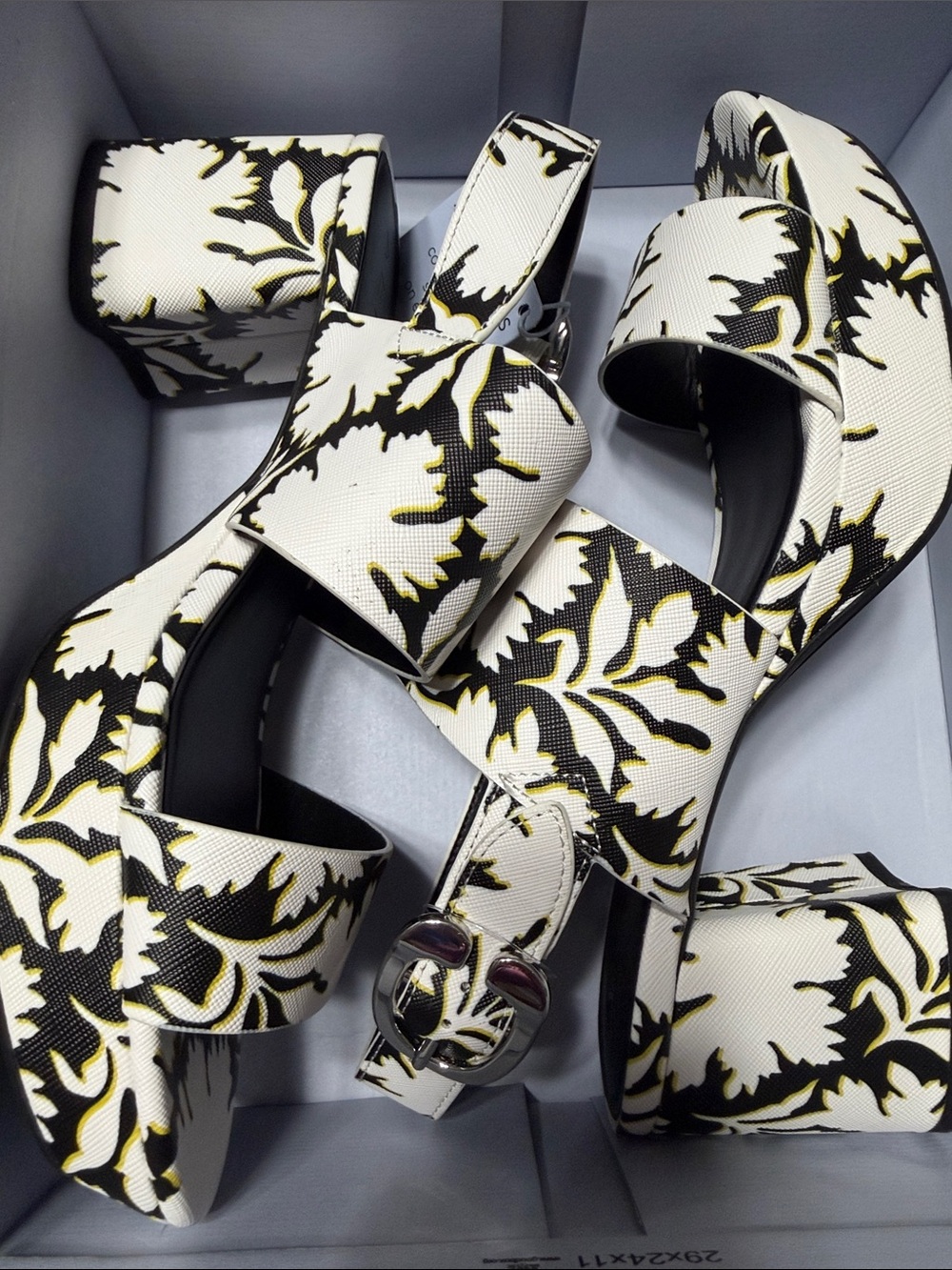 AEROSOLES Camera White Black and Gold Floral Block Heel Sandals, 10W